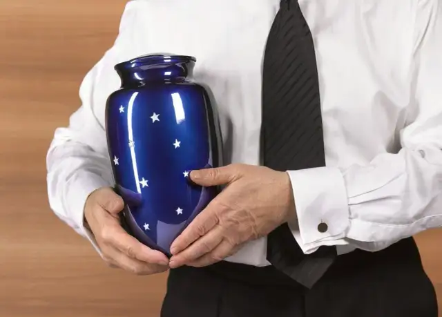 Czy kremacja to grzech? Prawda o katolickim podejściu do spopielenia