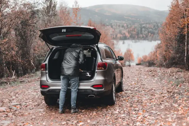 SUV czy kombi? Porównanie dla rodziny: koszty, bagażnik, jazda
