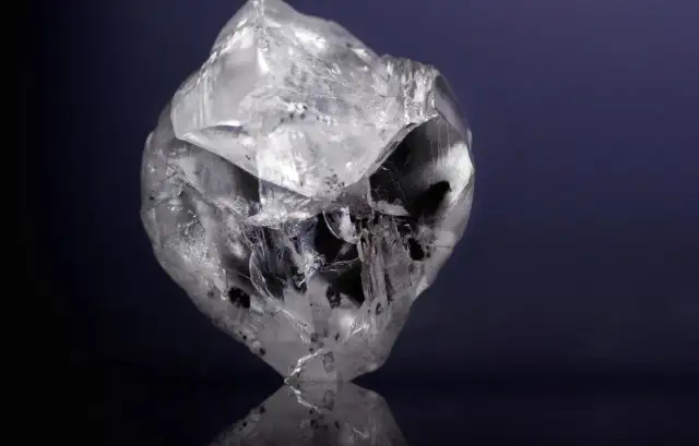 Ile kosztuje najdroższa piłka świata? Diamentowy rekord