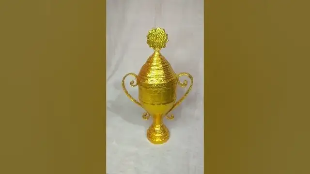 Jak zrobić puchar z butelki - łatwe i kreatywne pomysły na trofeum