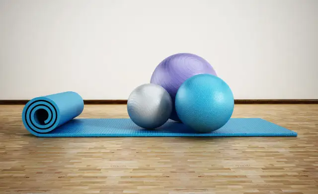 Ile kosztuje piłka do ćwiczeń? Ceny, rodzaje i jak wybrać?