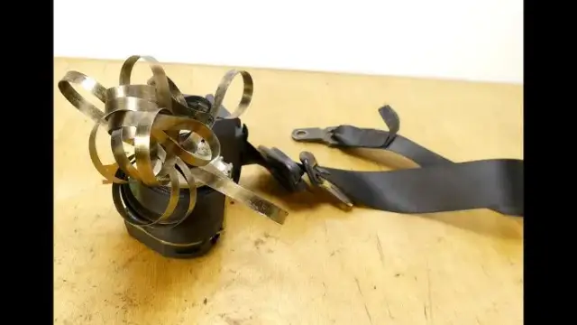 Jak działa sprężyna pasów bezpieczeństwa i jakie może mieć problemy?