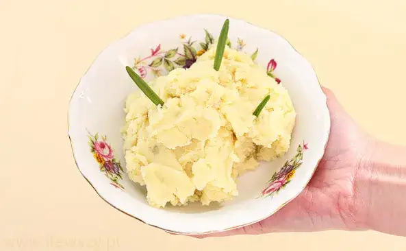 Porcja ziemniaków na osobę: ile gramów i jak odmierzyć bez wagi?