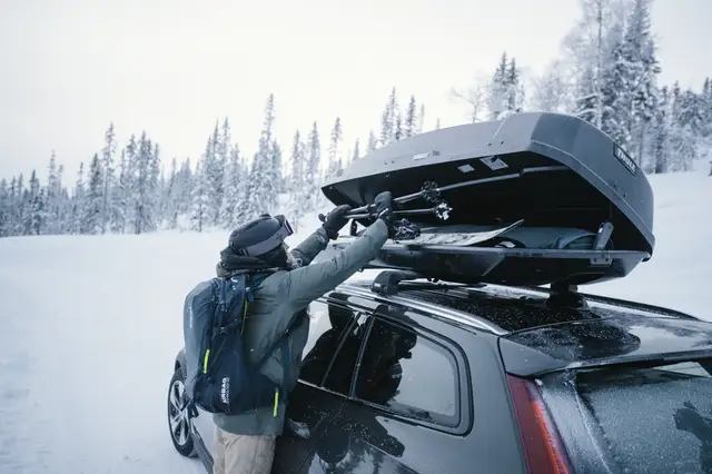 Najlepsze boxy na narty: Wybierz idealne rozwiązanie do transportu