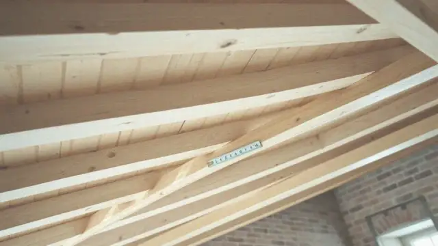 Budowa stropu drewnianego krok po kroku: Praktyczny poradnik