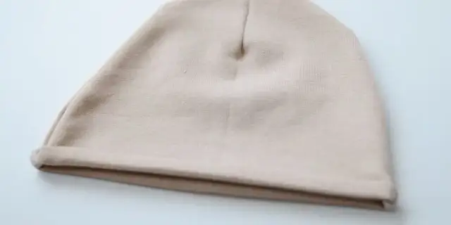 Jak uszyć czapkę dla dorosłych: 9 prostych kroków + porady