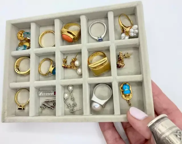 Jak przechowywać biżuterię? Porady eksperta, by lśniła latami!