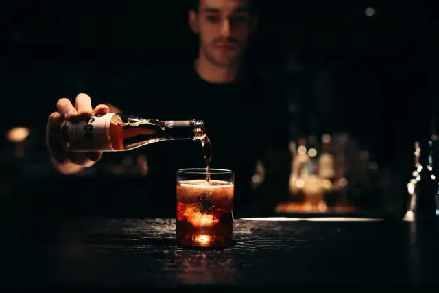 Rocco napoje: odkryj smak ekologicznych cydrów i aperitifów