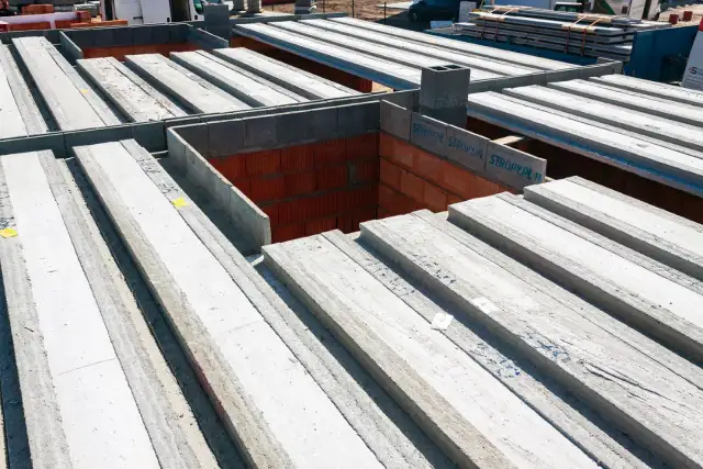 Strop Smart czy Teriva? Koszty, montaż, parametry co wybrać?