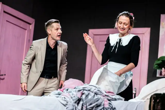 Ślub doskonały teatr - najważniejsze informacje i bilety na spektakl