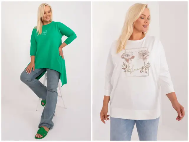 Dwie modelki plus size w bluzkach: zielonej asymetrycznej i białej z kwiatowym motywem.