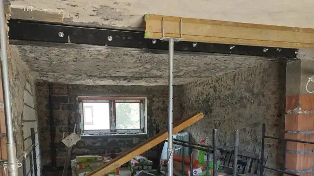 Dwuteownik pod strop: Jak wybrać i zamontować bezpiecznie?