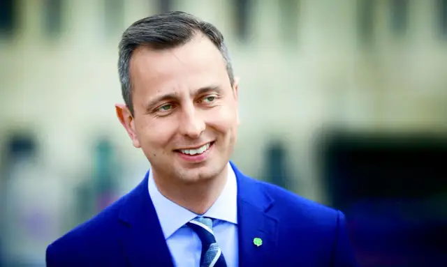 Władysław Kosiniak-Kamysz: kim jest z zawodu i co osiągnął?