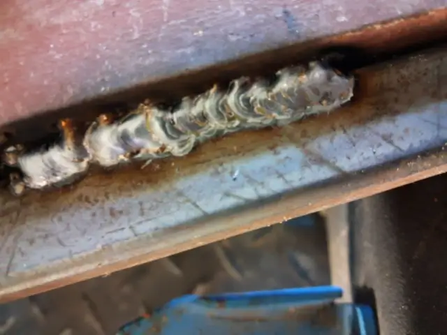 Ciśnienie gazu w migomacie? Ustaw przepływ i spawaj idealnie!