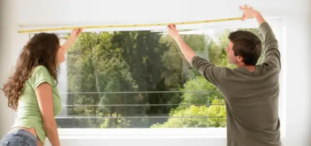 Jak zamontować karnisz sufitowy bez błędów i frustracji