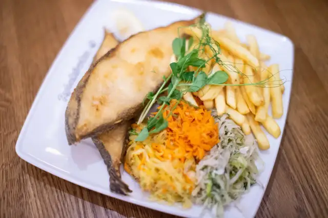 Gdynia: Gdzie zjeść? Ryby, widoki, budżet znajdź swój smak!