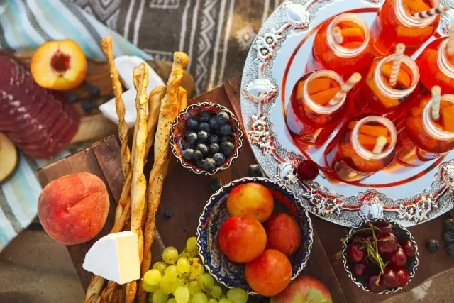 Jakie przekąski nad wodę, które zachwycą Twoje podniebienie?