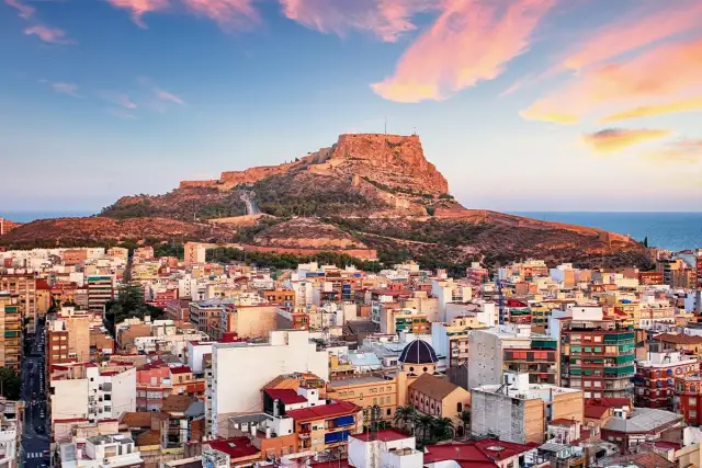 Niezapomniane atrakcje w Alicante, które musisz zobaczyć podczas wizyty