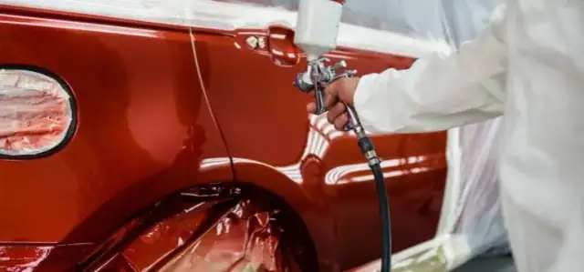 Co potrzebne do lakierowania samochodu, aby uniknąć błędów i kosztów?