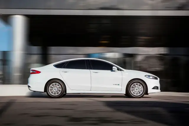 Ford Mondeo Mk5: Który silnik wybrać, by jeździć bez problemów?