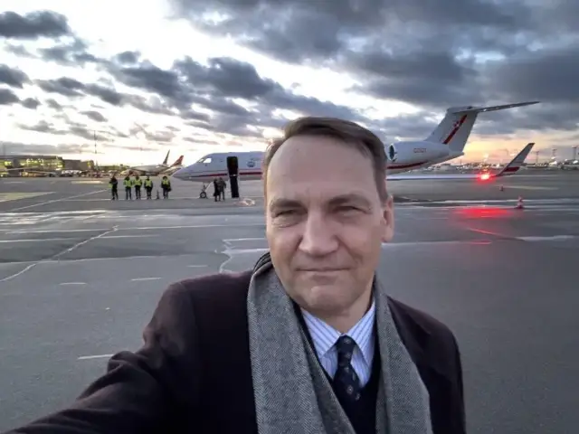 Ile lat ma Radosław Sikorski? Zaskakujące fakty o jego wieku