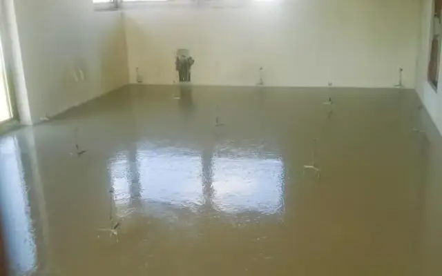 Ile schnie wylewka? Sprawdź, co wpływa na czas schnięcia