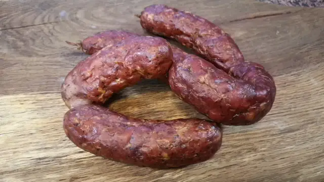 Kiełbasa Veneta: Odkryj smaki i zastosowania, które zachwycą