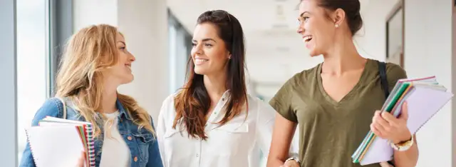 Szkoła policealna: status ucznia? ZUS, zniżki i więcej! Poznaj korzyści