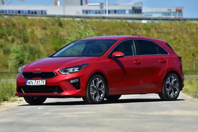 Kia Ceed 1.4: Pojemność baku i rezerwa. Ile km na oparach?