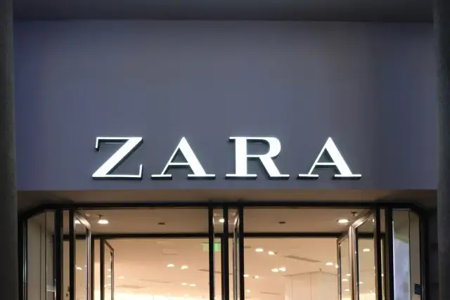 Kiedy promocje w Zarze? Sprawdź daty i najlepsze zniżki!