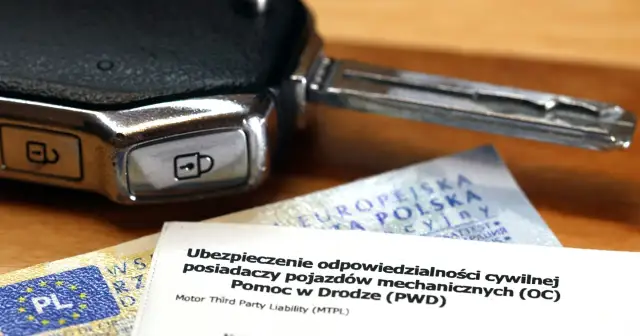 Kupiłeś auto? Ubezpieczenie OC po zakupie - terminy i kary