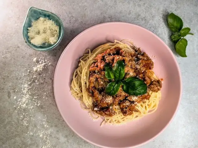 Szybkie i pyszne spaghetti bolognese z Knorr - proste przepisy i składniki