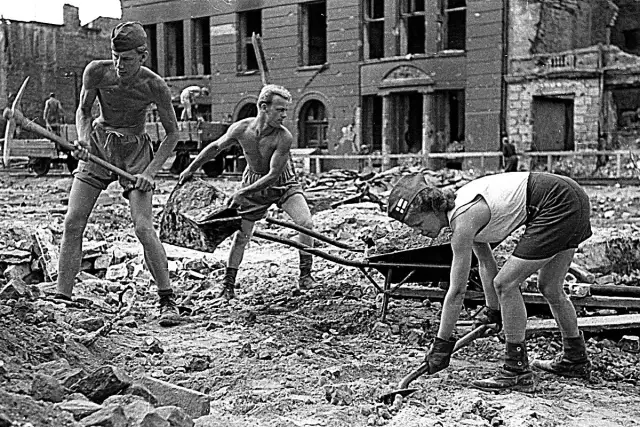 Jaki wiersz o Warszawie? Odkryj piękno stolicy