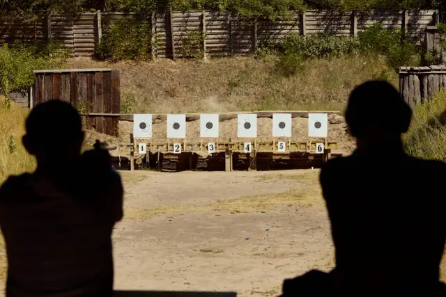 Legia Rembertów: Największa strzelnica w Warszawie? Cennik, dojazd