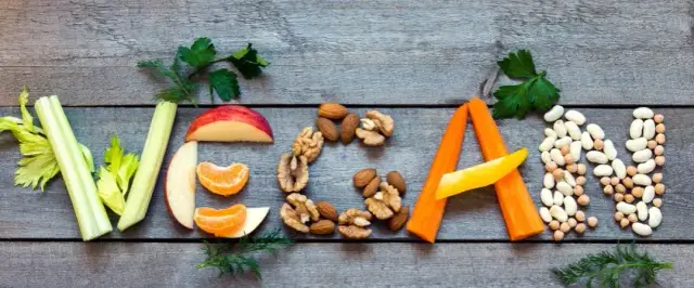Na czym polega detoks wegański i jak może poprawić twoje zdrowie