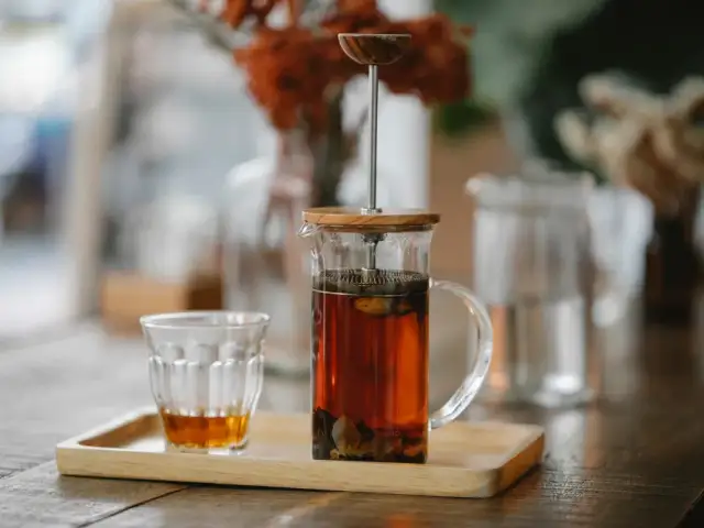 Idealna herbata? Jak zaparzać, by smakowała perfekcyjnie!