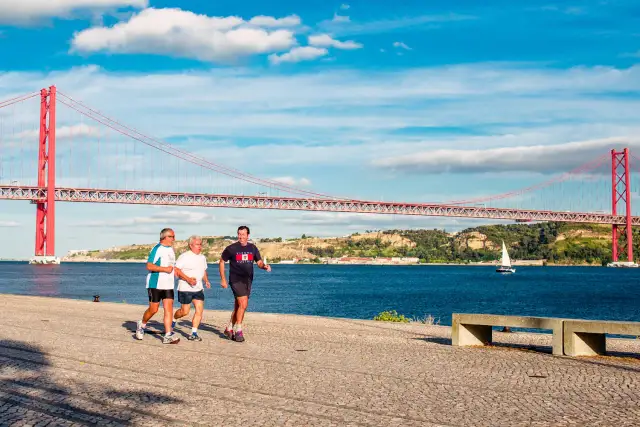 Czy w Lizbonie jest bezpiecznie? Odkryj zagrożenia i porady dla turystów