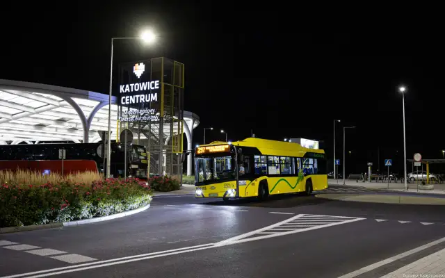 Autobus Katowice-Kraków: Sądowa 5! Uniknij pomyłki z dworcem