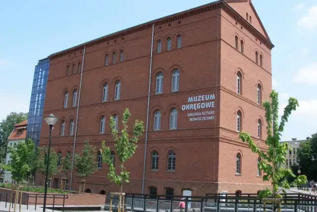 Muzeum sztuki nowoczesnej Bydgoszcz: co warto zobaczyć i zwiedzić