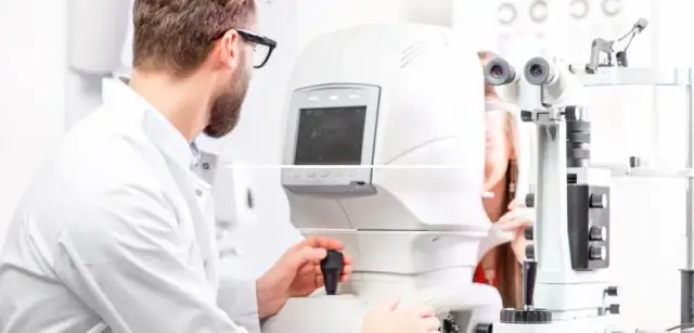 Kto dobiera okulary? Okulista, optometrysta czy optyk wybierz mądrze!