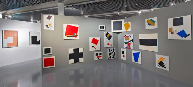 Muzeum sztuki współczesnej Łódź - historia, wystawy i unikalne zbiory