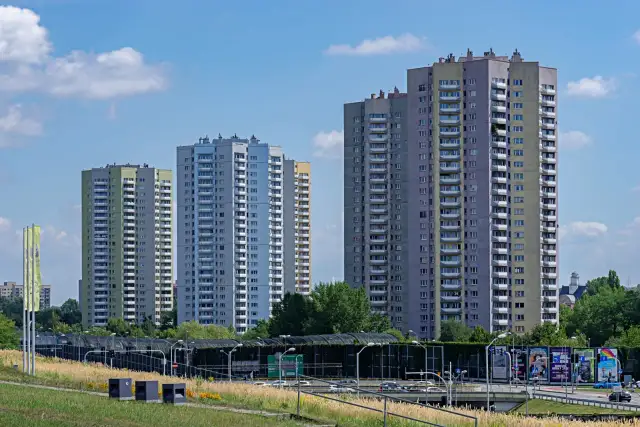 Osiedle Gwiazdy Katowice – ile pięter mają te imponujące budynki?
