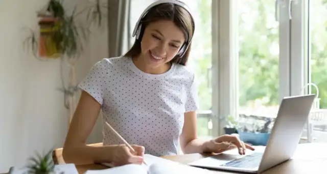 Jaki laptop edukacyjny wybrać, aby uniknąć rozczarowania?