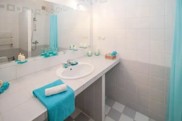 Jak napisać podanie o zrobienie łazienki: 10 kluczowych kroków