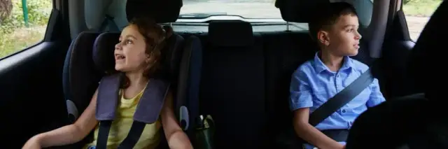 Podkładka dla dziecka od kiedy? Bezpieczne przewożenie malucha