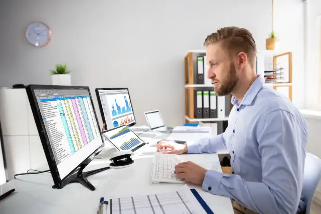 Finanse i rachunkowość praca po studiach - jak uniknąć pułapek zawodowych