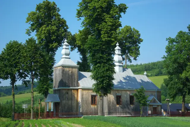 Atrakcje w Tyrawie Solnej, które zaskoczą każdego turystę