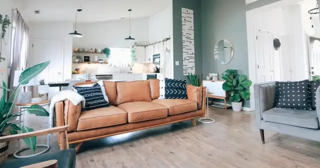 Jak zarabiać na mieszkaniu pod wynajem krótkoterminowy: kompletny poradnik