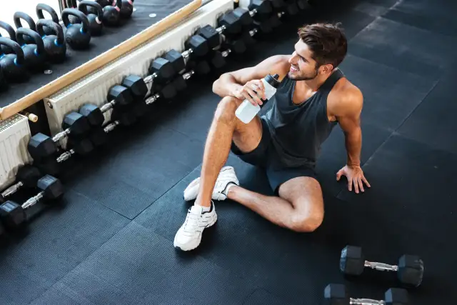 Jakie buty na fitness wybrać, aby uniknąć kontuzji i cieszyć się komfortem?