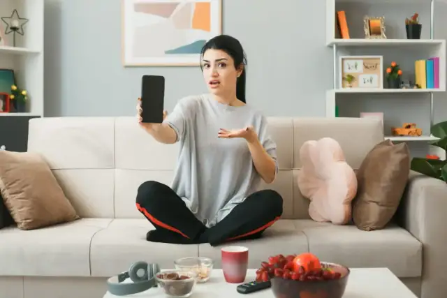 Jak udostępnić ekran z telefonu na TV? Wybierz idealną metodę!